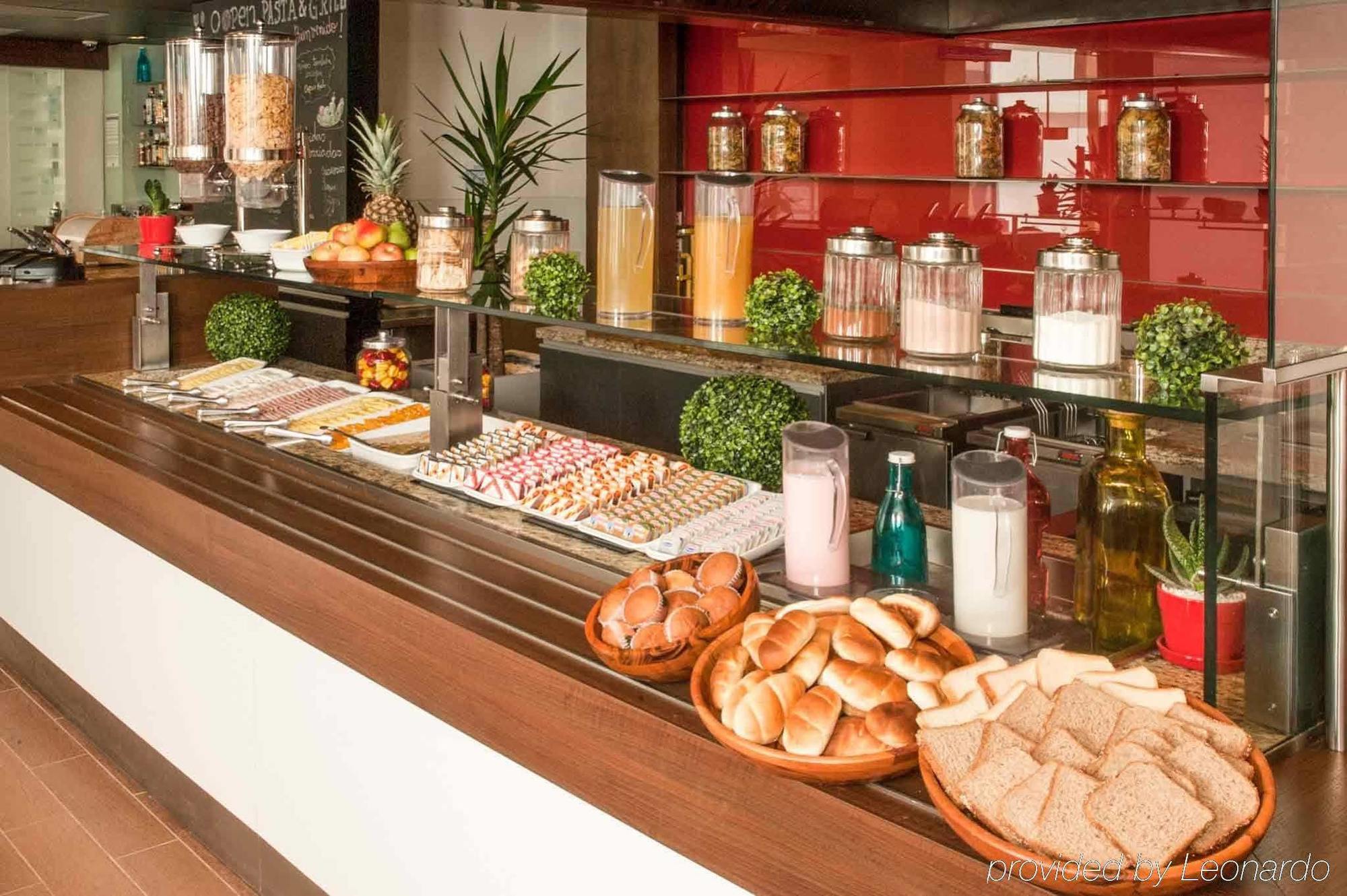 Ibis Santiago Las Condes 외부 사진